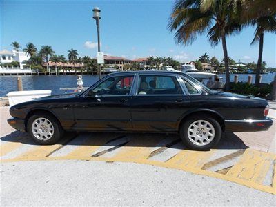 Bid to own low low reserve, local south florida clean car, no accidents!