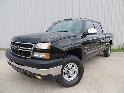 06 k2500hd (blackmax edition) 6.6 (lbz) duramax 6spd allison roof programmed tx