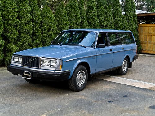 1983 volvo 240dl station wagon one owner amazing
