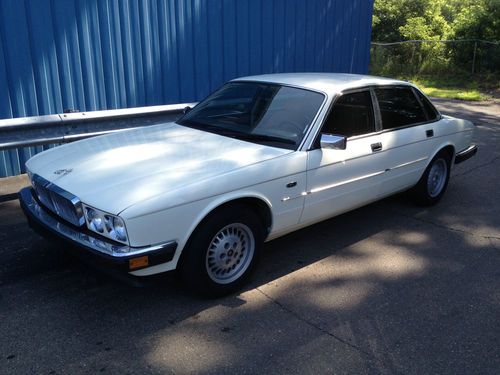 1988 jaguar xj6 great condition only 54,053 miles!!!