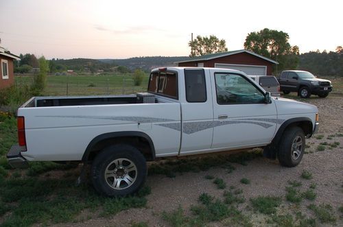 Blue book value 1995 nissan truck #9
