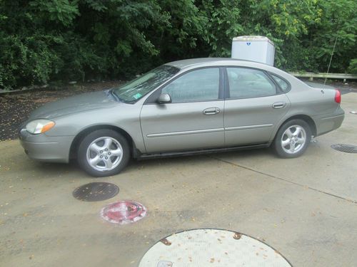2002 ford taurus ses--only 92k miles