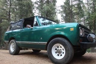 1976 international scout ii with soft top, hard top  345 v8, 4wd, convertible