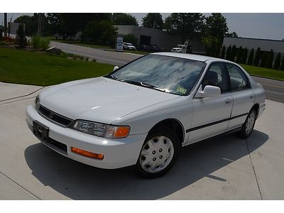 1997 honda accord super low miles , nice and clean no reserve
