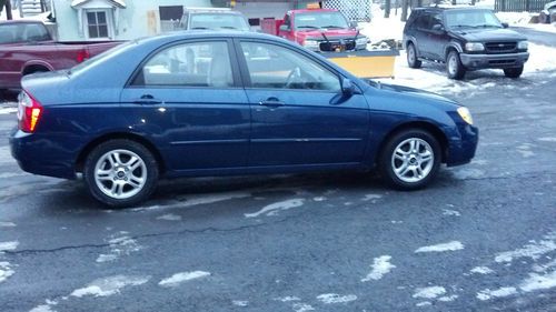 2005 kia spectra ex sedan 4-door 2.0l