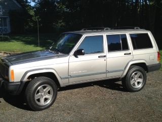 Jeep cherokee sport 4wd, 4.0/6cyl, up country suspension group, 2000