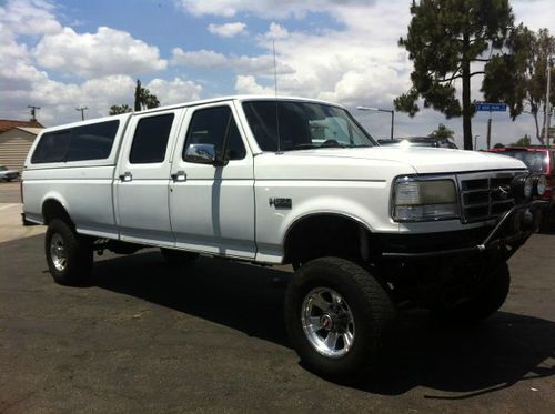 1994 ford f350 xlt 4x4, lifted, socal truck, runs great, cold a/c, no rust!