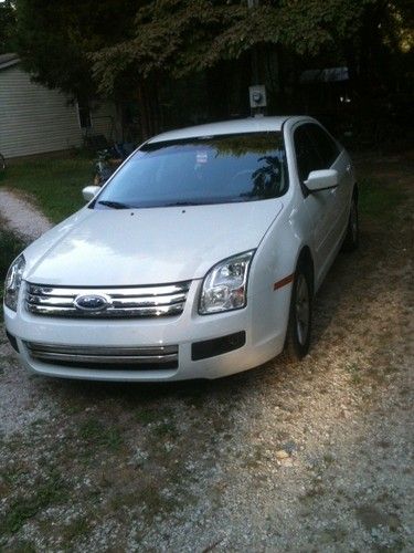 2009 ford fusion se sedan 4-door 2.3l