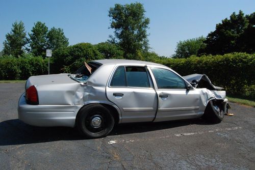 2009 ford crown victoria acc damage (used) by city of dearborn (lot 084-09)