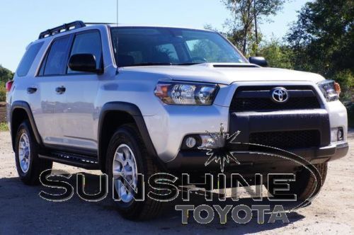 2013 toyota 4runner trail edition, 4200 miles, navigation, sunroof, clean carfax
