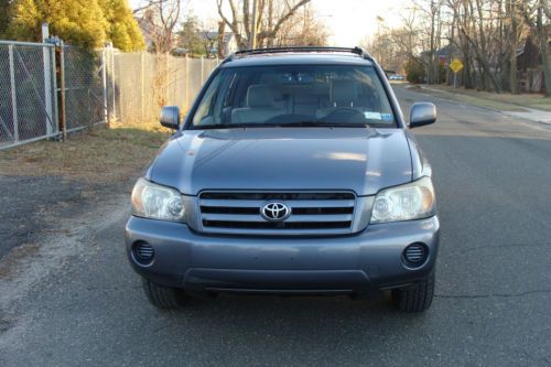 2004 toyota highlander 4cylinder low miles with body damage