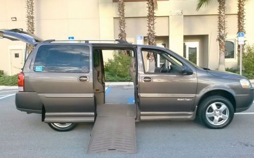 2008 chevrolet uplander lt wheelchair handicap 39k miles