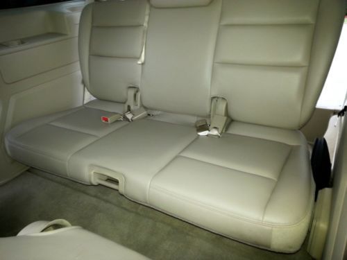 2007 Ford Freestar  Branded Title Cold Air Leather   NO RESERVE, image 10