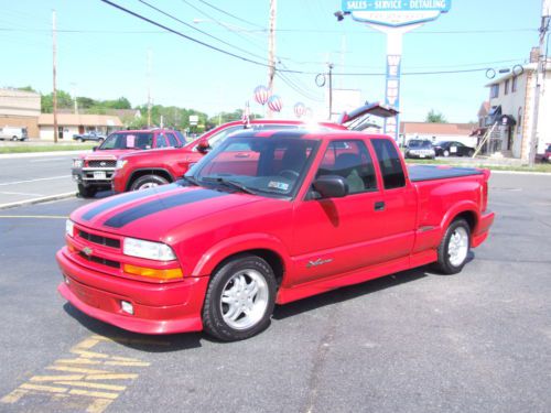 2001 chevrolet s-10 extreme ls pickup truck clean garage kept runs perfect chevy