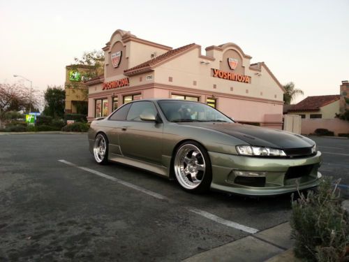 1998 nissan 240sx le coupe 2-door 5.7 v8