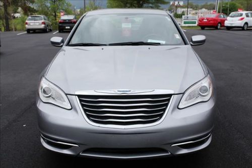 2013 chrysler 200 touring