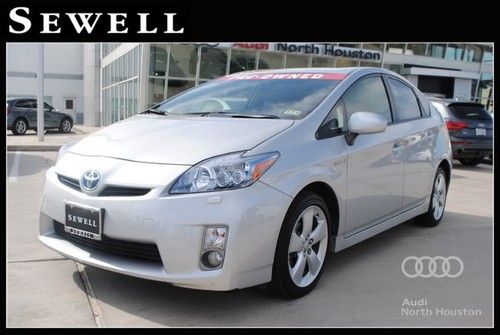2010 toyota prius v navigation leather loaded one owner