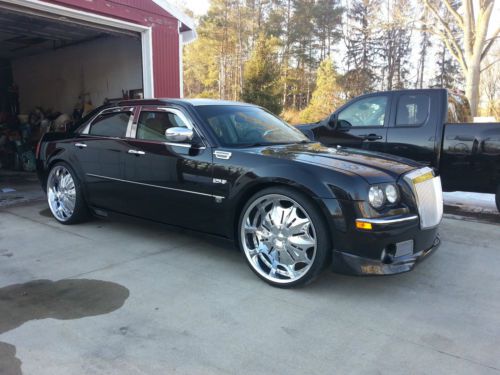 Buy used 2006 Custom Chrysler 300c 24" Rims and Competition Sound