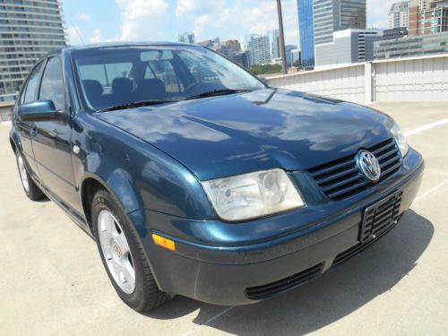 One owner 2002 vw jetta tdi automatic low miles  extra clean runs perfect