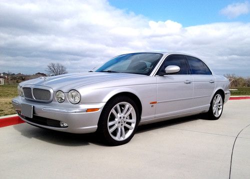 2005 jaguar xjr --  supercharged 4.2l v8  --  0-60 in 4.4 sec! -- aluminum