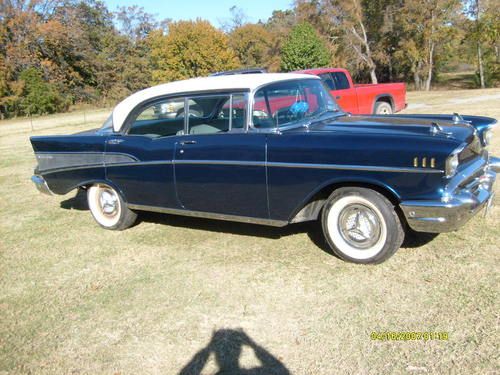 1957 chevy bel air 4 door  8cl 350 v8 with automatic transmission