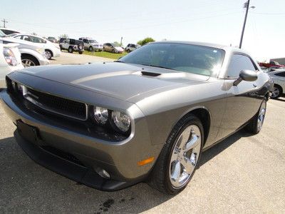 Dodge challenge rwd repairable salvage title rebuildable  repaired light damage