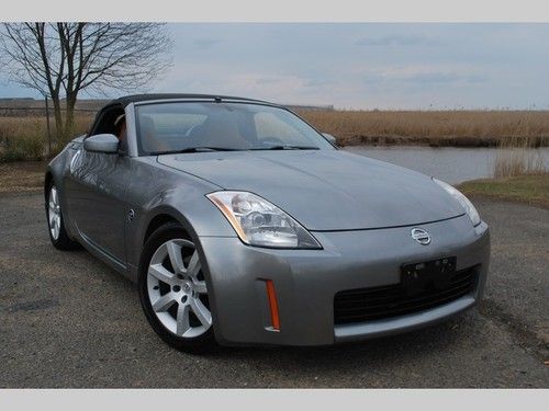 2004 nissan 350z automatic 2-door convertible