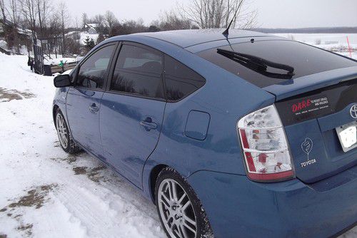 Toyota prius 4 hybrid, no reserve! clear title w/rebuild or salvage history