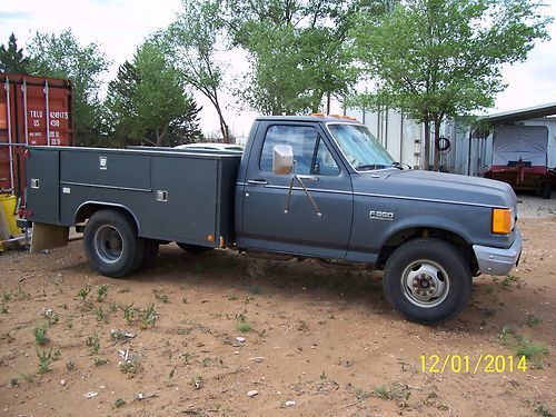 1988 ford f-350 w/ utility 9' bed
