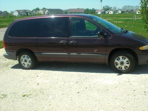 1996 plymouth grand voyager se mini passenger van 3-door 3.3l seats 7 minivan