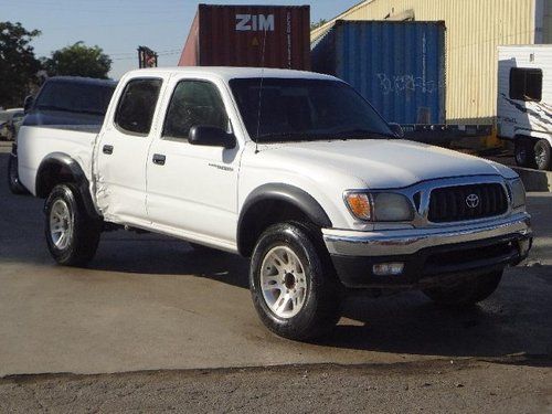 04 toyota tacoma salvage repairable rebuilder good cooling ,good airbags runs!!!