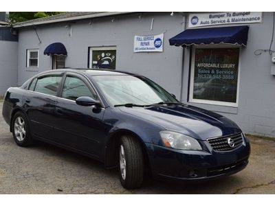 115,000 miles automatic transmission 4 cylinder power equipped cold a/c am/fm