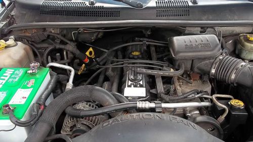 2001 jeep grand cherokee engine