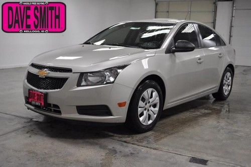 2013 new champagne silver metallic 6spd manual cloth!!! call us today!!!