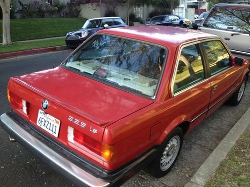 325is BMW 1987, red, E30, well maintained - almost 249,000 miles, US $2,000.00, image 3