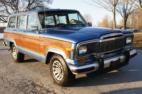 1983 jeep grand wagoneer teak wood paneling rare low miles spinnaker blue!! v8