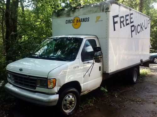 Cube van  1994 ford e350 with duals