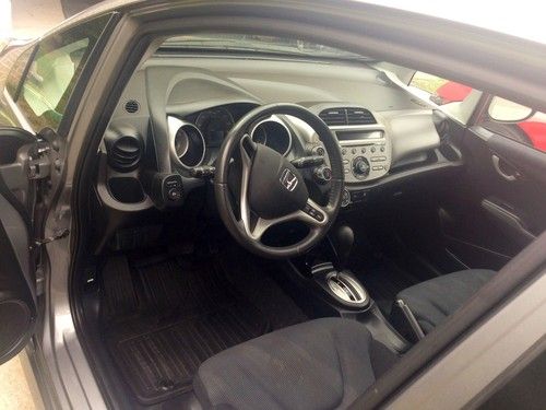2010 honda fit sport hatchback 4-door 1.5l