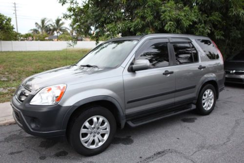 2006 grey honda crv (cr-v) ex suv, no accidents, private seller, clean title