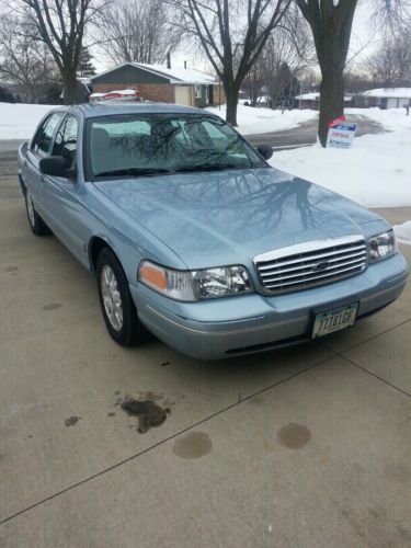 2003 ford crown victoria l s sedan 4-door 4.6l