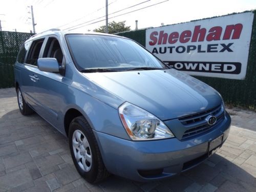 2010 kia sedona 7 passenger trl pkg usb ipod  pwr pkg more! automatic 4-door