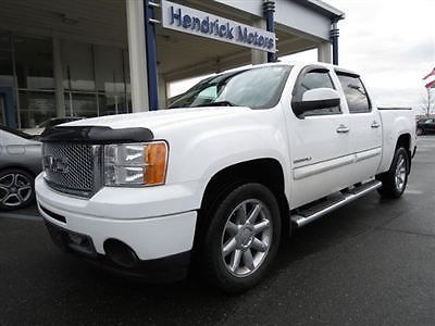 Denali navigation, leather trim, parking sensors, rear dvd system, heated seats