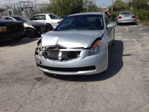 Nissan altima clear fl title runs repairable rebuildable lawaway payment avail.
