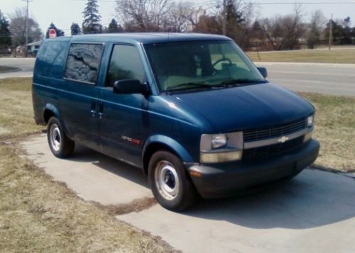 Chevy 2000 astro cargo awd