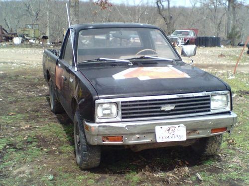 1981 chevy luv 4x4  does not run as is