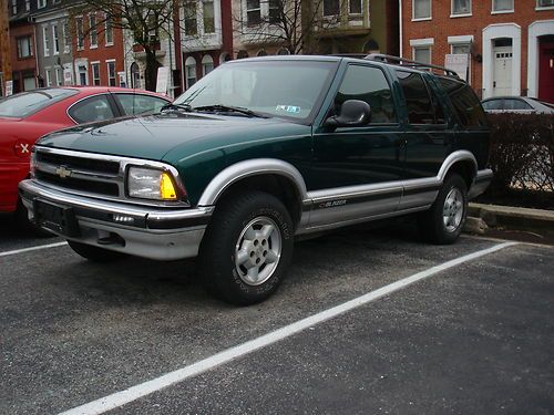 1997 chevrolet blazer ls sport utility 4-door 4.3l 4 weel  drive,dark green$2500