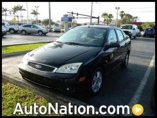 2005 ford focus se 4cyl automatic  cloth one owner clean  low low miles ! ! ! !