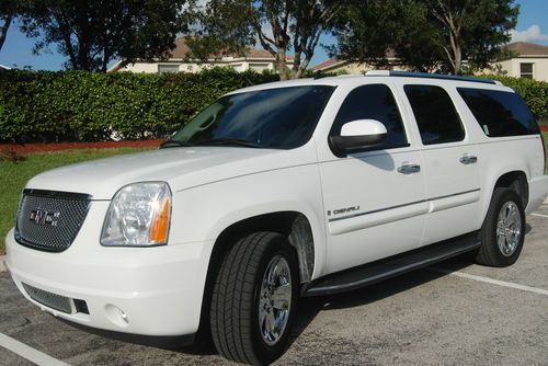 2008 yukon denali xl, impeccable condition, one owner, title in hand, must see!!