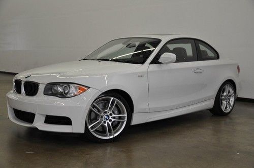 11 135i coupe, sport pkg, low miles, 1 owner, serivice records, we finance!!