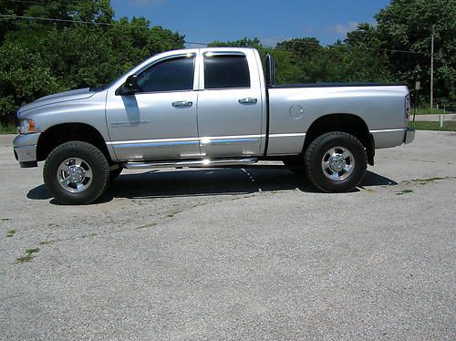 2005 dodge ram 2500 big horn diesel 6 speed 14,000 miles